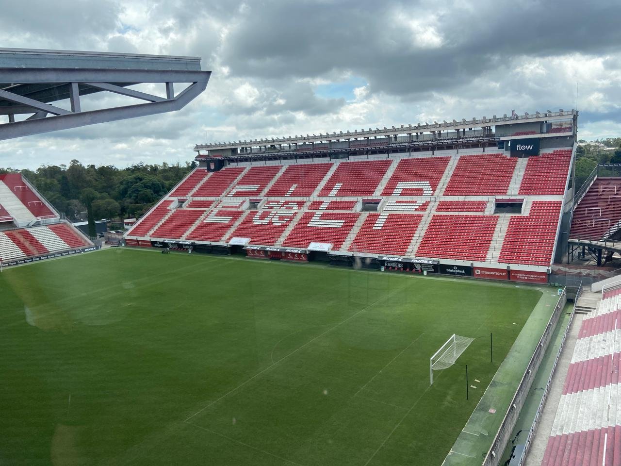 Club Estudiantes de La Plata — Fibra óptica